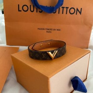 Lv bracelet worn 1 time